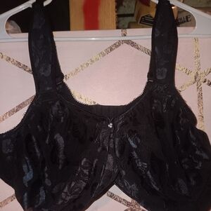 Wacoal Black Underwire Breastcancer Awareness 42DDD